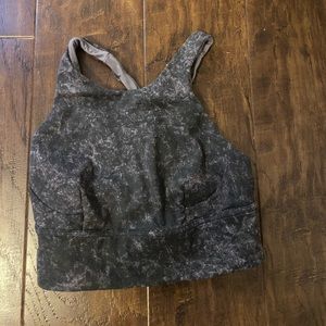 Women’s Lululemon high neck bra